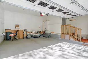 82 Suzie Dr, Newtown, CT 06470 - Photo 20