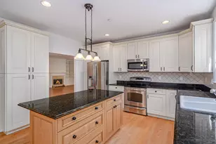 82 Suzie Dr, Newtown, CT 06470 - Photo 4