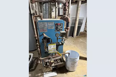 59 Newton Street, Norwich, CT 06360 - Photo 30