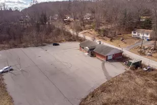 35 Norwich Rd, Plainfield, CT 06374 - Photo 1