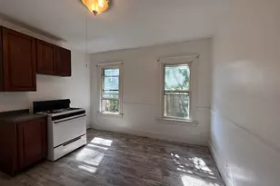 184 Fairview St, New Britain, CT 06051 - Photo 6