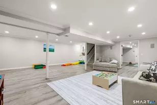 9 Pepperbush Rd, Weston, CT 06883 - Photo 32