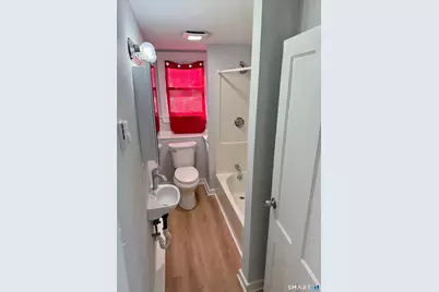 216 Vauxhall Street #2, New London, CT 06320 - Photo 8