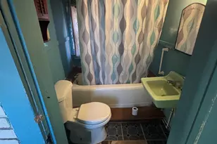 36 Sandy Hollow Dr, Waterford, CT 06385 - Photo 4