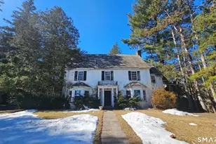 21 Bloomfield Ave, Hartford, CT 06105 - Photo 1