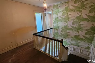 21 Bloomfield Ave, Hartford, CT 06105 - Photo 20