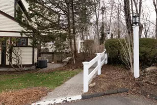 81 Main St, Branford, CT 06405 - Photo 24