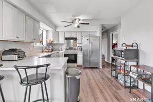 71 Cliff St, Naugatuck, CT 06770 - Photo 16