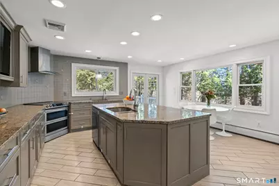 84 High Farms Road, West Hartford, CT 06107 - Photo 6