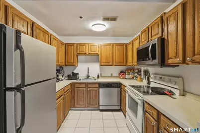 16 Vernon Avenue #APT 34, Vernon, CT 06066 - Photo 8