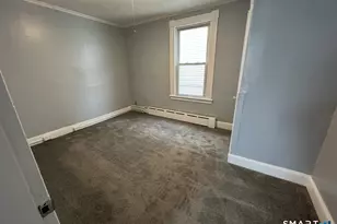 17 Congress Ave, Waterbury, CT 06708 - Photo 8