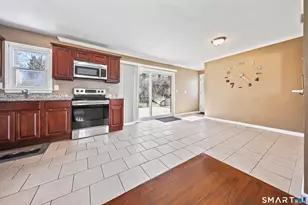 46 Greenview Dr, Waterbury, CT 06708 - Photo 6