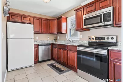 46 Greenview Drive, Waterbury, CT 06708 - Photo 8