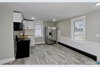 47 Maple Avenue, Enfield, CT 06082 - Photo 4