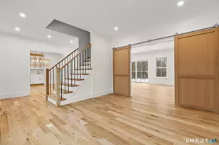 210 Pansy Rd, Fairfield, CT 06824 - Photo 14