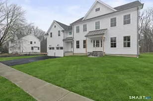 210 Pansy Rd, Fairfield, CT 06824 - Photo 2