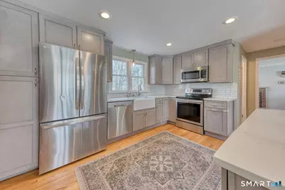 184 Hobart Street, Southington, CT 06489 - Photo 2