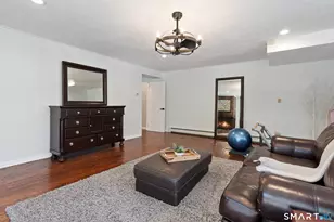 202 Fox Ridge Rd, Stamford, CT 06903 - Photo 24