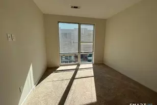 120A Towne St, Stamford, CT 06904 - Photo 12