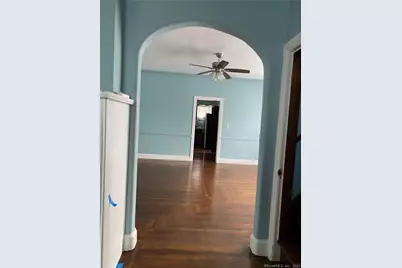 214 Goffe Terrace #2nd Fl, New Haven, CT 06511 - Photo 8