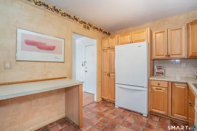 779 Prospect Avenue #B14, West Hartford, CT 06105 - Photo 10