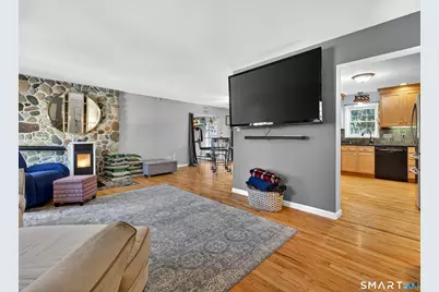 1877 Middletown Avenue, North Branford, CT 06472 - Photo 14