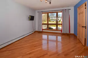 35 Vincent Cir, South Windsor, CT 06074 - Photo 14