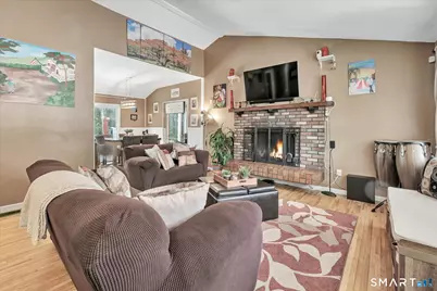 22 Crestwood Drive, Naugatuck, CT 06770 - Photo 10