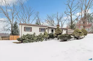 22 Crestwood Dr, Naugatuck, CT 06770 - Photo 2