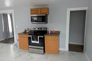 33 Chapel St, New Haven, CT 06513 - Photo 16