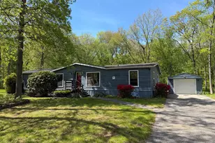 65 Colchester Cmns, Colchester, CT 06415 - Photo 1