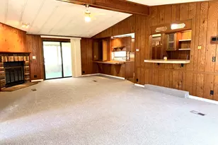 65 Colchester Cmns, Colchester, CT 06415 - Photo 6