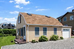 42 Noble Ave, Groton, CT 06340 - Photo 1