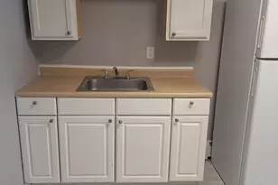 281 Hanover St, Meriden, CT 06451 - Photo 2