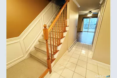 26 Geraldine Drive, Naugatuck, CT 06770 - Photo 2