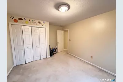 26 Geraldine Drive, Naugatuck, CT 06770 - Photo 22