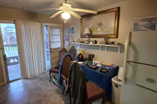 239 Cherry Hill Dr, Bridgeport, CT 06606 - Photo 10