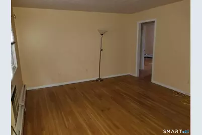 239 Cherry Hill Drive #1A, Bridgeport, CT 06606 - Photo 4