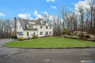 35 Golf View Dr, Easton, CT 06612 - Photo 2