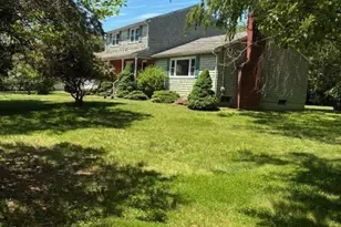 11 Williamsburg Dr, Orange, CT 06477 - Photo 4
