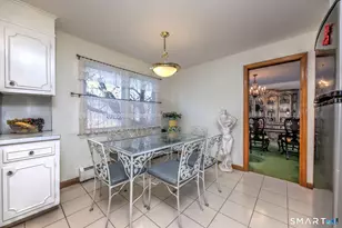 11 Williamsburg Dr, Orange, CT 06477 - Photo 12