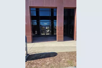 700 State Street #202, New Haven, CT 06511 - Photo 2