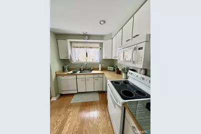 373 Trailsend Drive, Torrington, CT 06790 - Photo 10