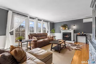 1 Deer Run Dr, Wolcott, CT 06716 - Photo 2