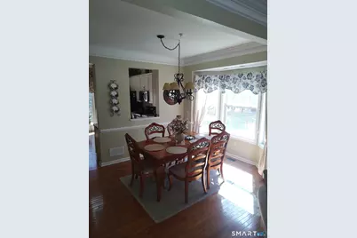 16 Fieldstone Court #16, North Haven, CT 06473 - Photo 4