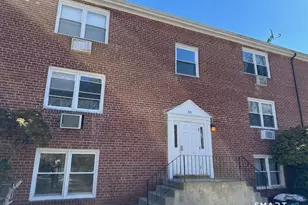 113 Niles Hill Rd, New London, CT 06320 - Photo 1