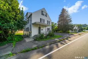 383 Davis St, Watertown, CT 06779 - Photo 22