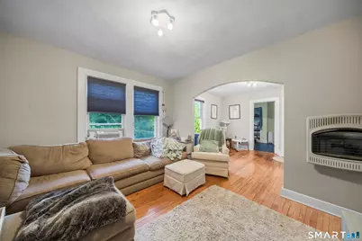 383 Davis Street #2, Watertown, CT 06779 - Photo 12