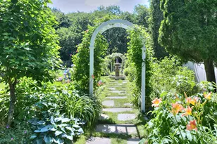 2683 Bronson Rd, Fairfield, CT 06824 - Photo 36