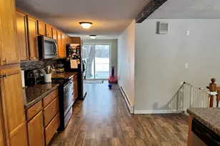 10 Hamilton Ct, Enfield, CT 06082 - Photo 4